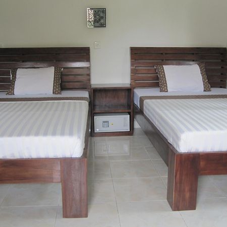 Galang Kangin Bungalows Αμέντ Δωμάτιο φωτογραφία