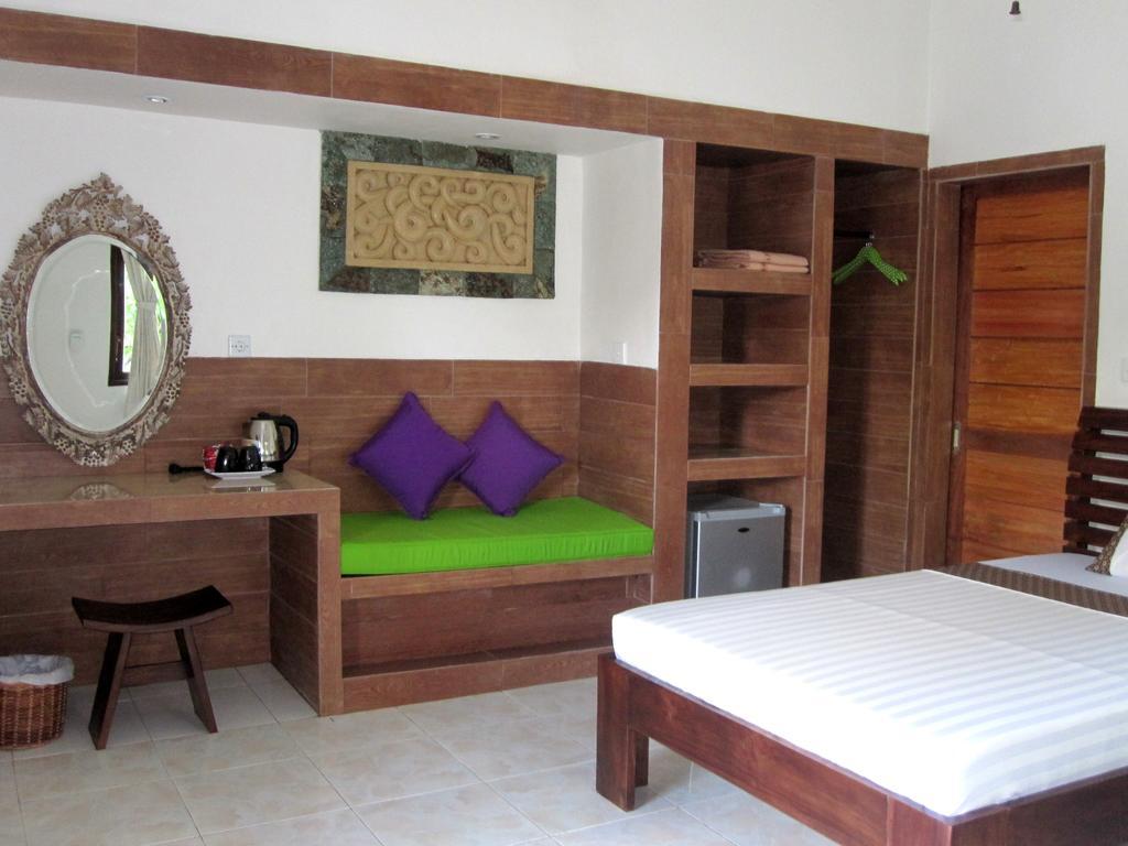 Galang Kangin Bungalows Αμέντ Δωμάτιο φωτογραφία