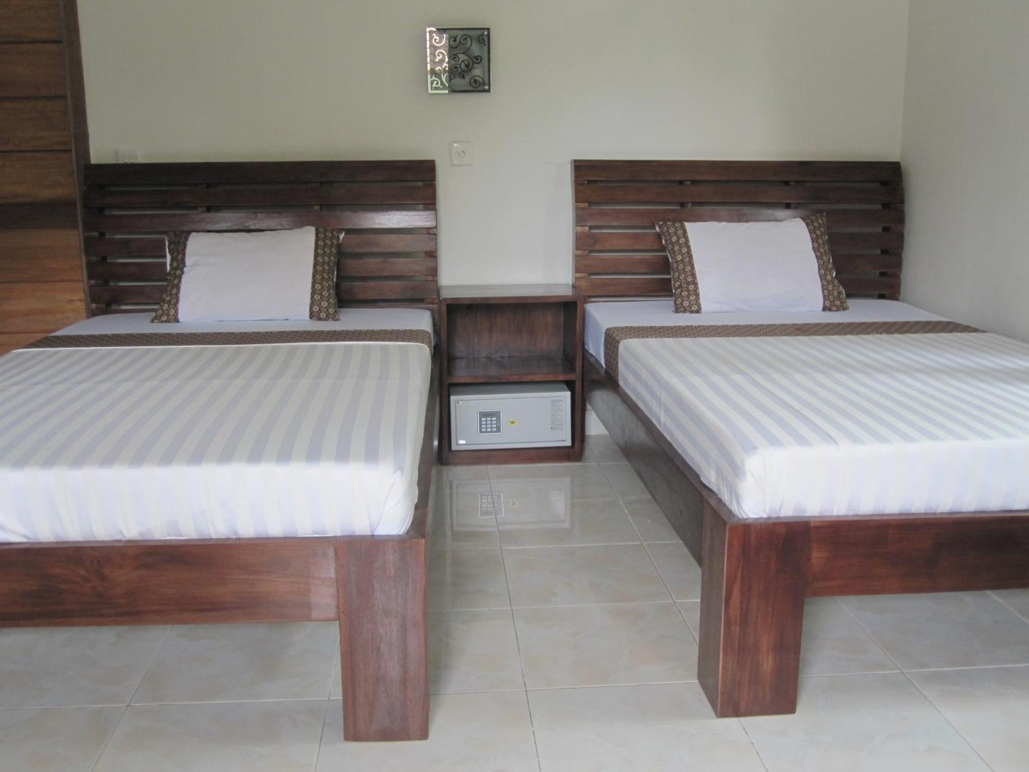 Galang Kangin Bungalows Αμέντ Δωμάτιο φωτογραφία